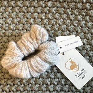 J. Crew Cashmere Hair Scrunchie in Cream